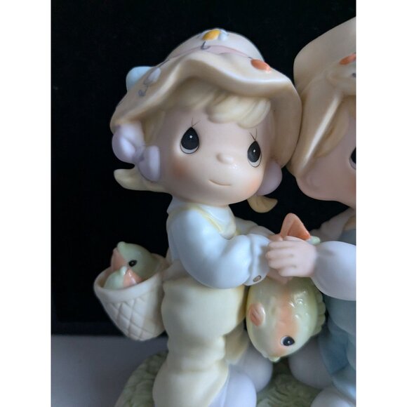 Precious Moments Figurine O-Fish-Aly Friends For A Lifetime By Enesco - Picture 4 of 12